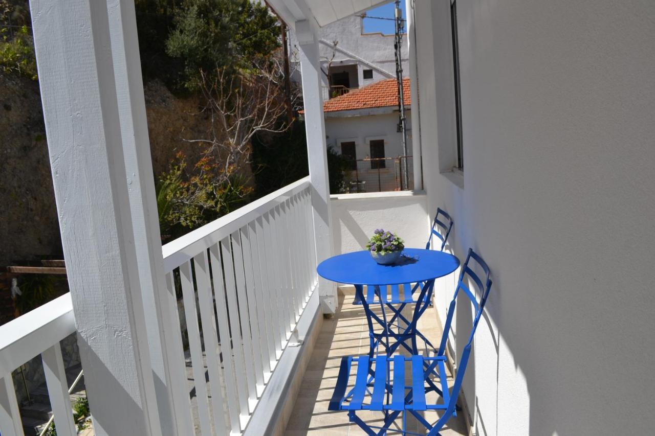 Michalis Captain Home Agia Galini  Bagian luar foto